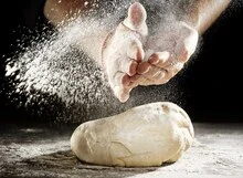 pétrir la pate à pain