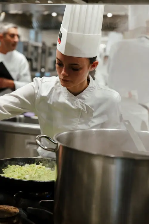 Commis